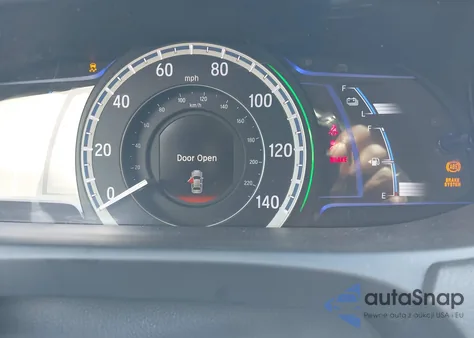 2015 Honda Accord Hybrid Ex-L z USA, uszkodzony, nr VIN 1HGCR6F56FA011193